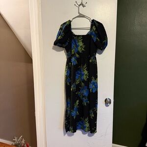 Time and tru black and blue floral puff sleeve tiered midi dress lightweight